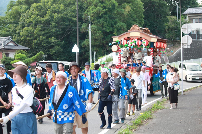 �~���n��L�_���Պ���������